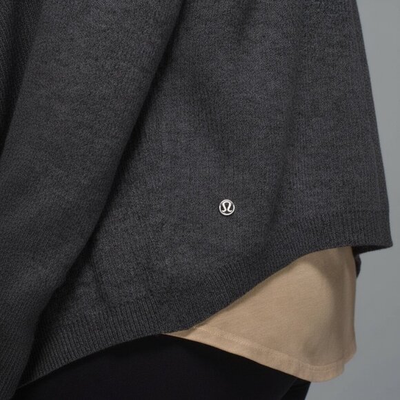 LULULLEMON DARK GREY CABIN YOGI WRAP CARDIGAN SIZE 6 - Picture 5 of 7
